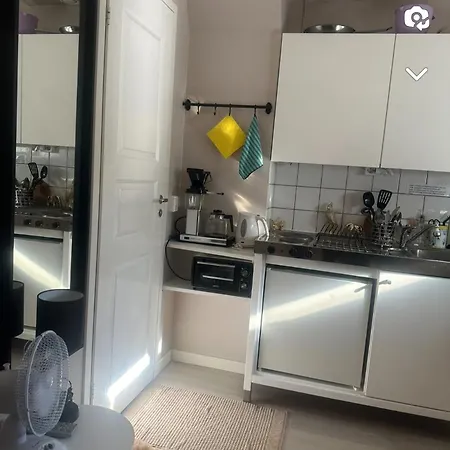 Yksioe Laehellae Kupittaa Rautatieasemaa Turku