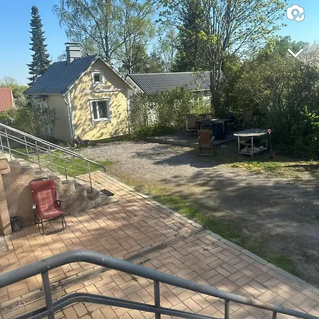 Yksioe Laehellae Kupittaa Rautatieasemaa