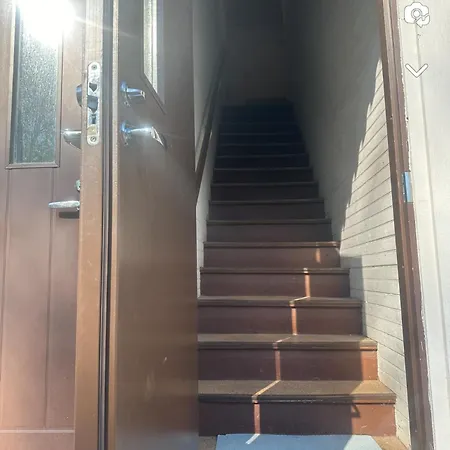 Yksioe Laehellae Kupittaa Rautatieasemaa 아파트 투르쿠