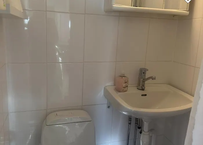 Yksioe Laehellae Kupittaa Rautatieasemaa 투르쿠